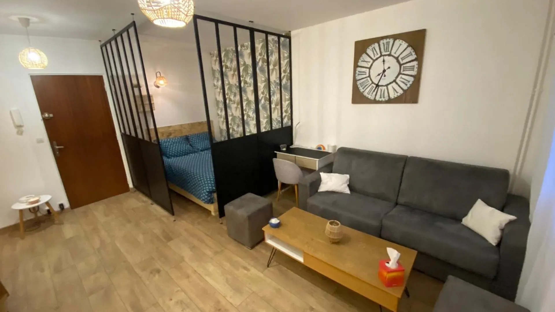 Appartement Proche Plage, Aeroport, Tram Nizza 0*,  Francia